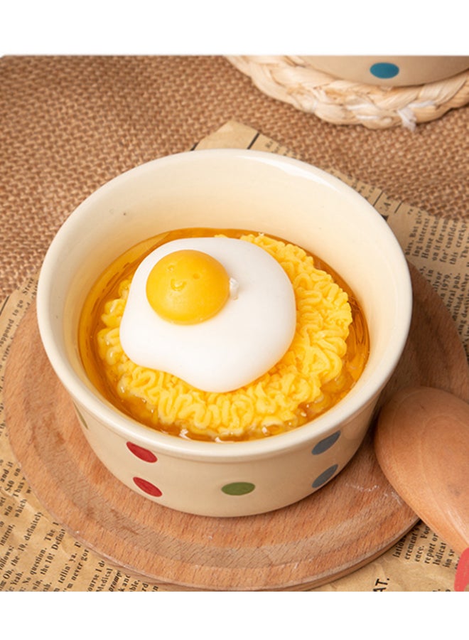 شمعة معطرة على شكل نودلز - برائحة الخوخ والفلفل الصيني، عبوة بسيطة - شمعة من شمع الصويا الطبيعي للاسترخاء في المنزل، وإضفاء جو مميز على عيد الميلاد، وهدية مثالية لها أو له - Image 4